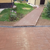 Укладка тротуарной плитки, благоустройство территории