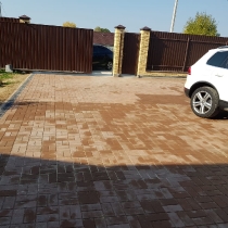 Укладка тротуарной плитки, благоустройство территории