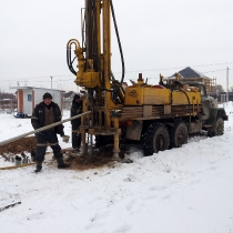Бурение скважины на участке