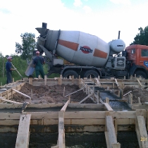 Заливка фундамента, бетонирование