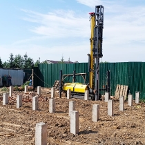 Фундамент на буронабивных сваях в процессе, Чехов, 2025