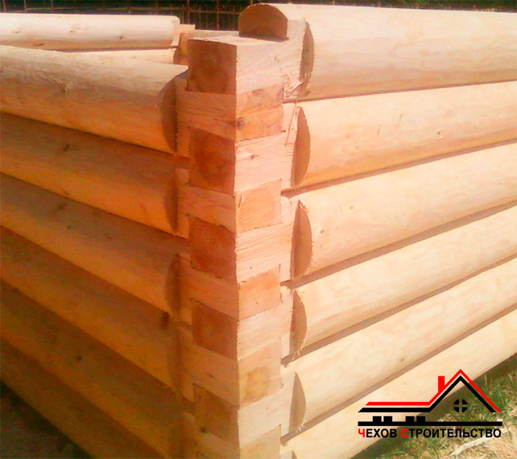 Сруб "в лапу"